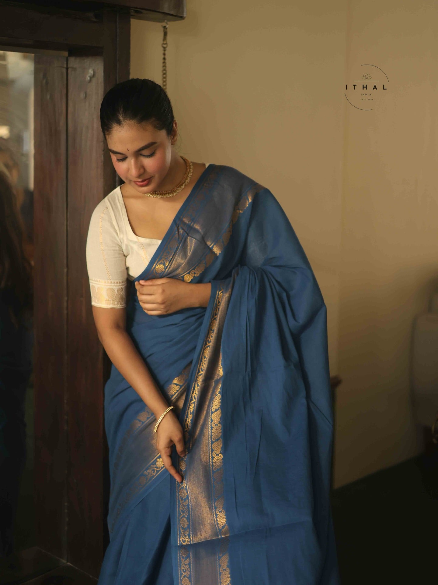 Rare blue Sungudi with graceful zari borders