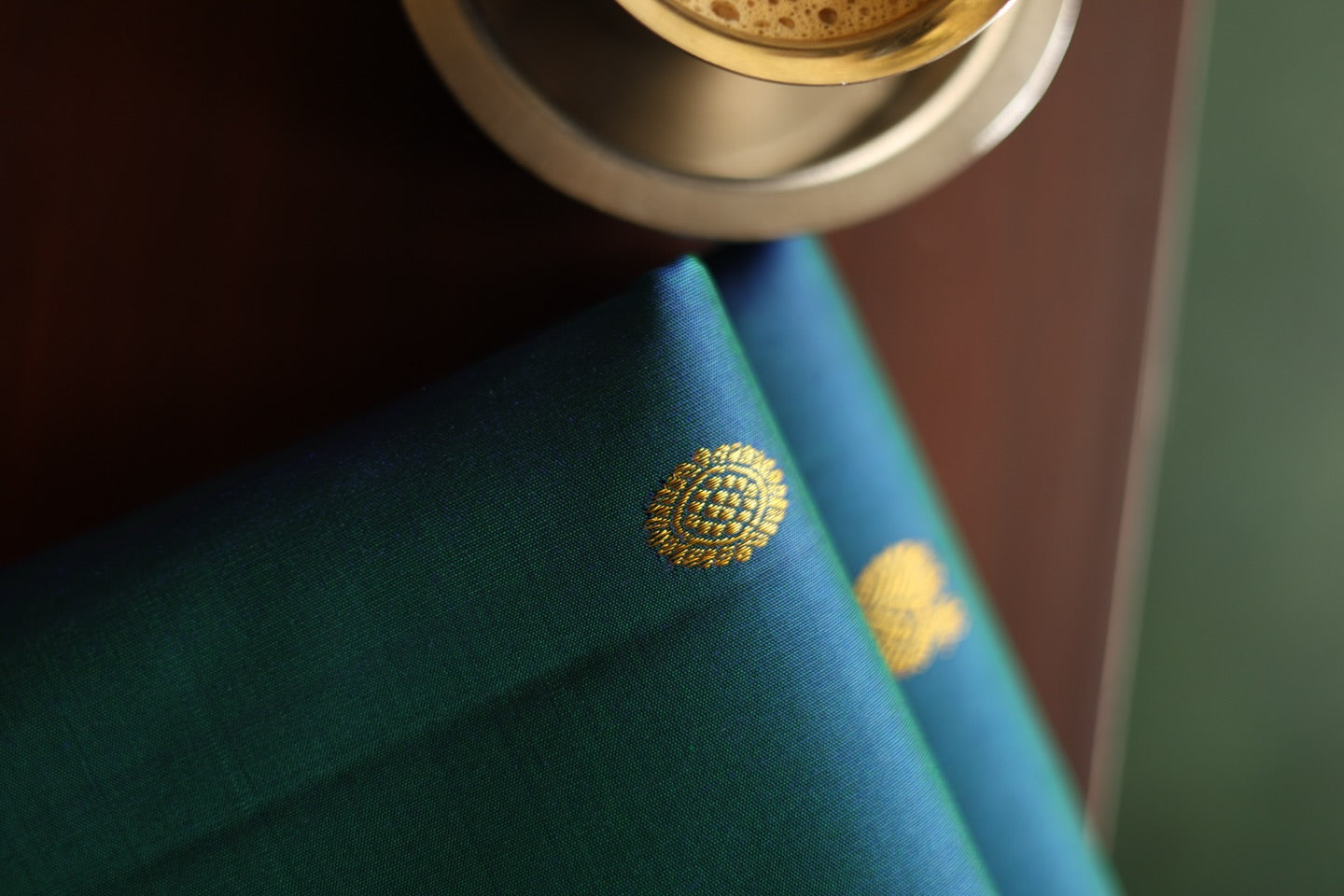 Maghri Neelam with Pink border